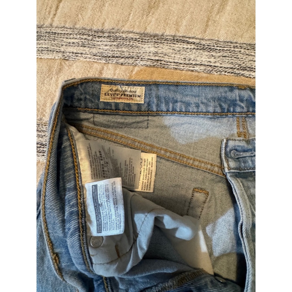 Levis Premium 501 Original Fit Jeans Light Wash Straight Leg W29 L30 - Picture 7 of 7